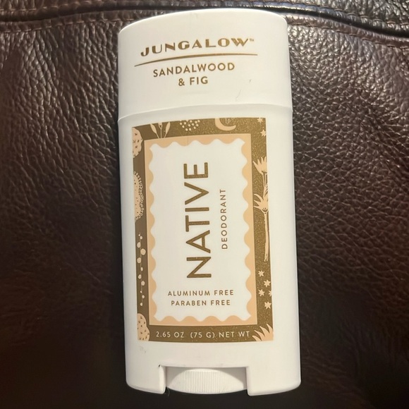 Native Deodorant Jungalow Sandalwood & Fig scent NEW 2 - 2.65 OZ Limited Edition - Picture 1 of 3